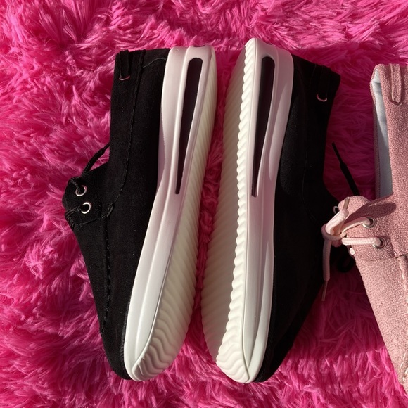 Two pair lot of lightweight sneakers, one blush the other black, size EU41 US10 - Picture 9 of 12